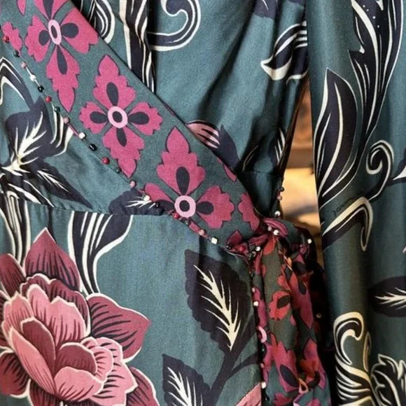FARM RIO ANTHROPOLOGIE NWT Arabesque Long Sleeve Wrap Mini Dress XS Floral Print - Picture 11 of 12